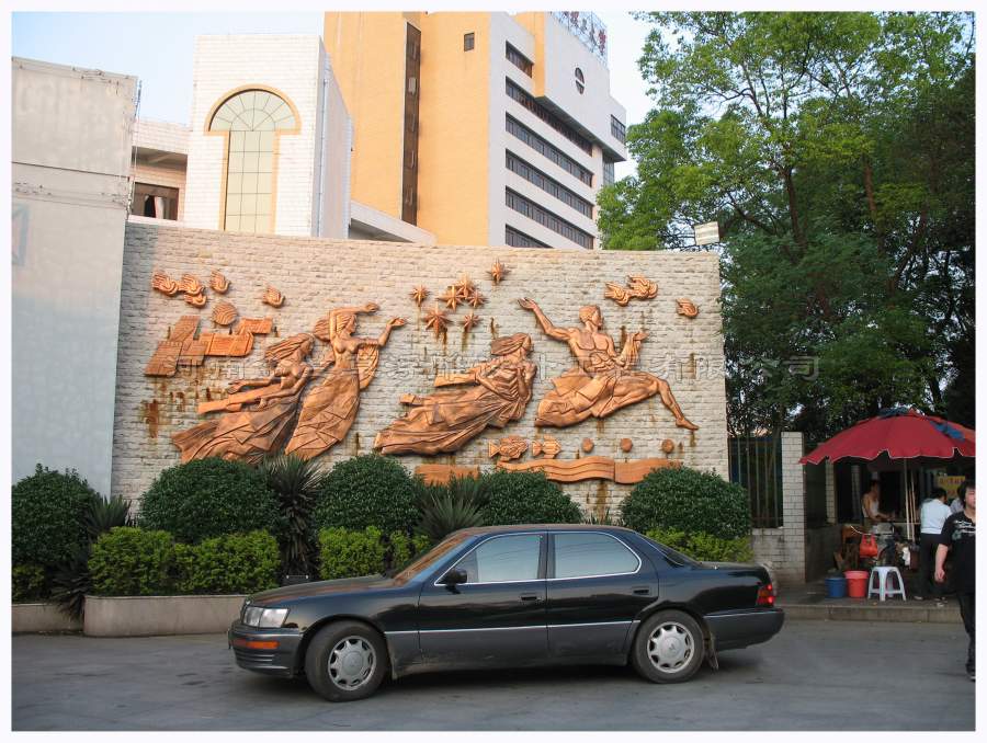 学校大门紫铜浮雕文化墙设计建设